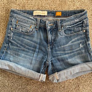 The perfect jean short